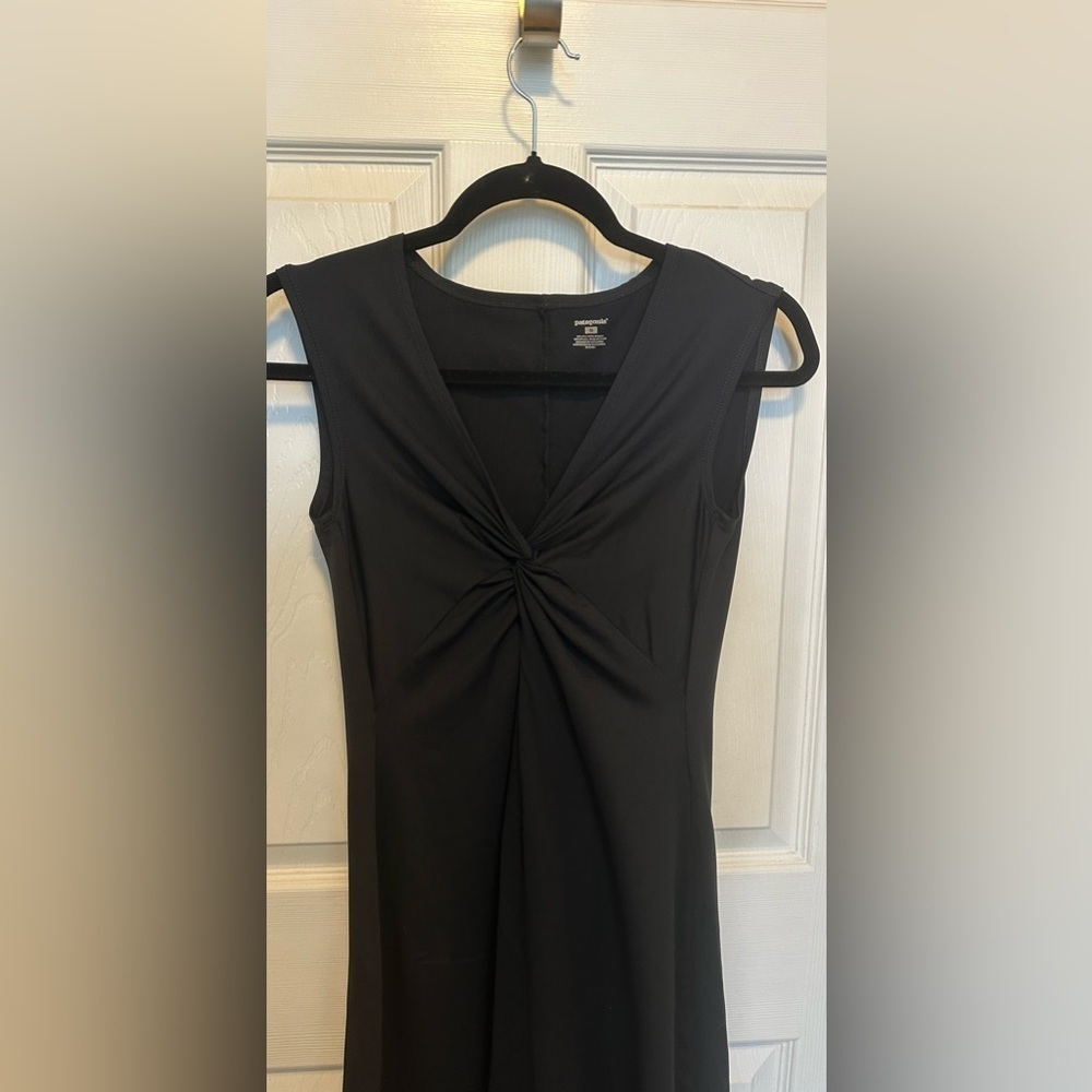 Patagonia Women’s Black Front tie dress Medium - Picture 2 of 8